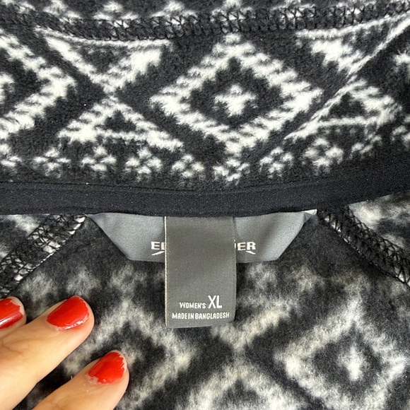 Eddie Bauer Black White Fleece 1/4 Zip Pullover Jacket Sweater Aztec Womens XL - Picture 6 of 9